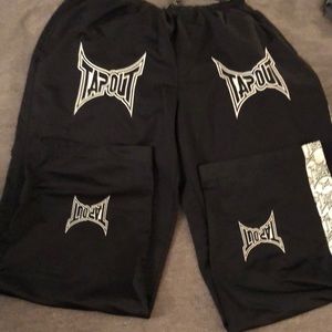 Old-school tap out sweat pants with logo white stripes on the side and ankles